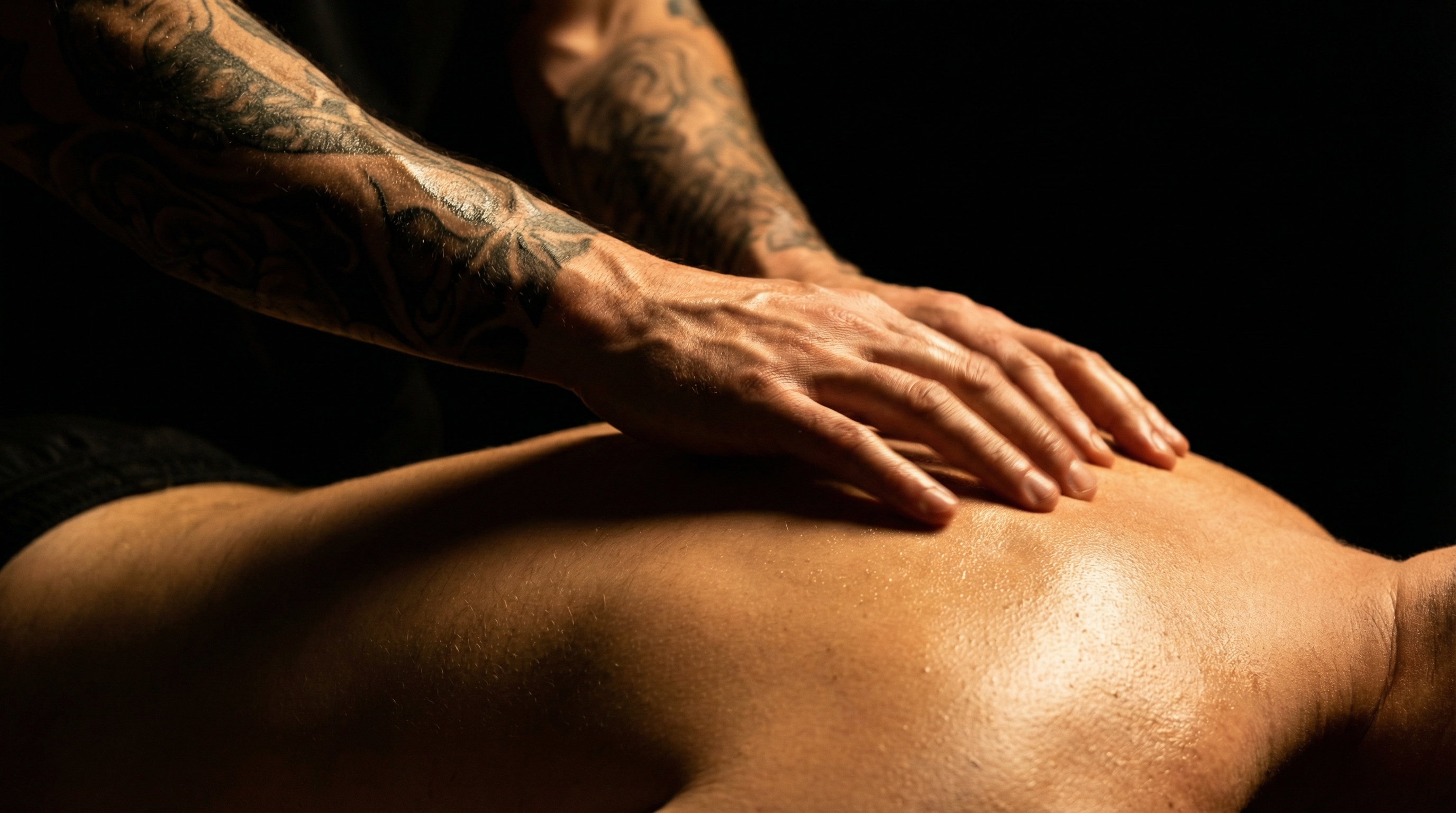 Massage unter Kerzenlicht